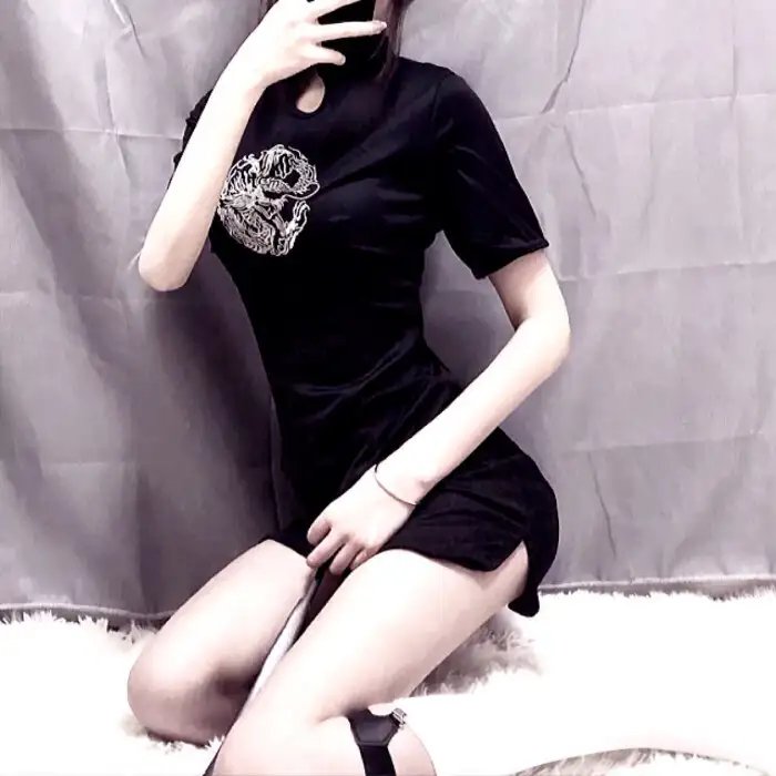黑色郁金香